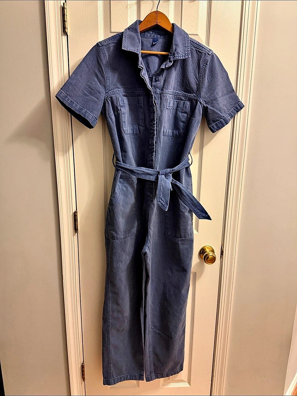 Old Navy Short-Sleeve Tie-Belt Jean Jumpsuit Blue Size Small